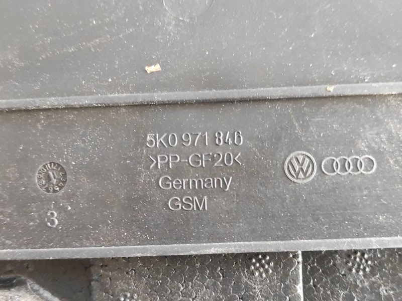 Кронштейн Volkswagen Passat