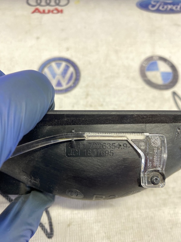 Накладка внутренней ручки двери BMW 5