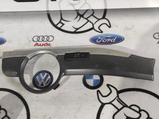 Накладка торпедо декоративная правая Volkswagen Passat
