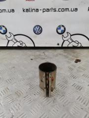 Болт крепления глушителя Volkswagen Passat 2011