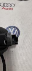 Кнопка Volkswagen Passat