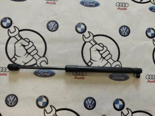 Упор газовий Volkswagen Passat 2011