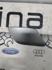 Накладка форсунки передняя правая Audi Q7